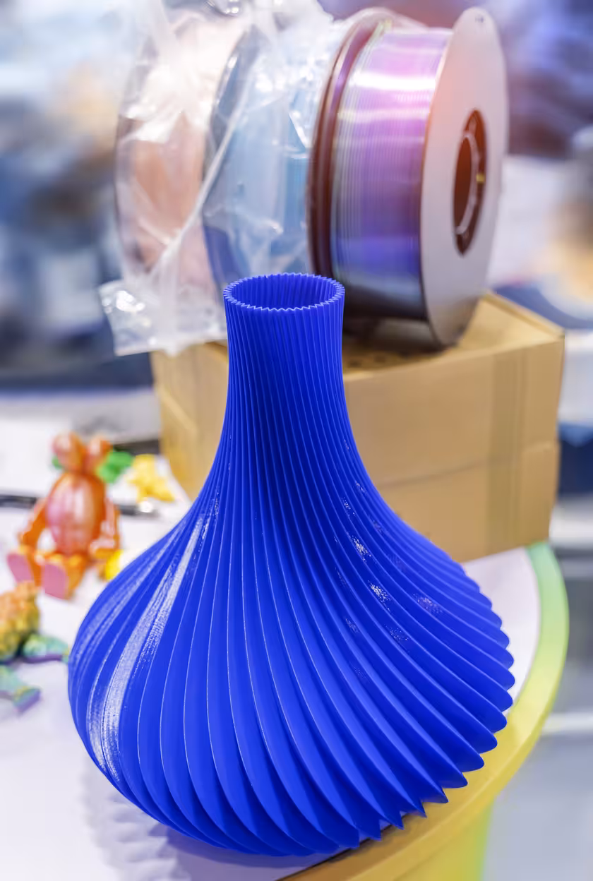 3D Printed Vase and Materials Used in 3D Printing